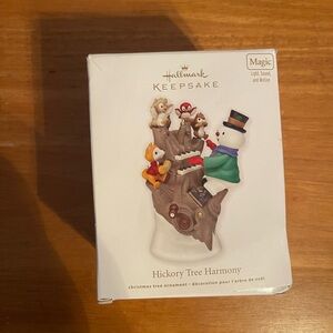 New In Box, Never Used, Hallmark Keepsake Hickory Tree Harmony Lights, Sound